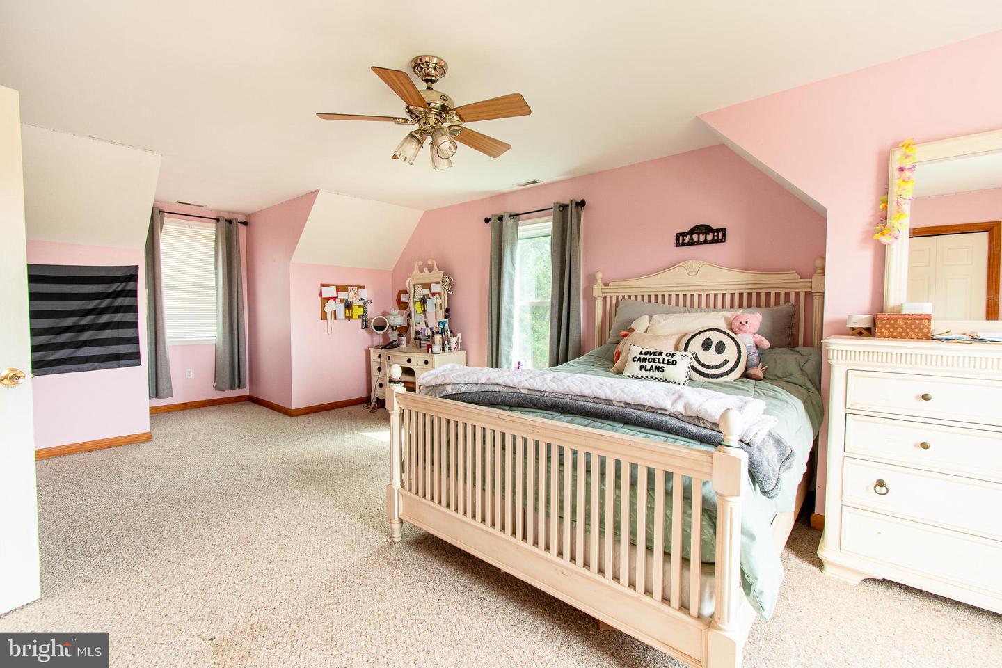 22408 Hog Creek Rd