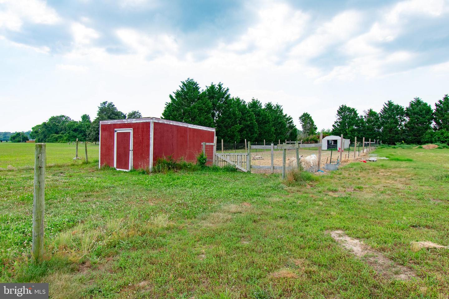 22408 Hog Creek Rd