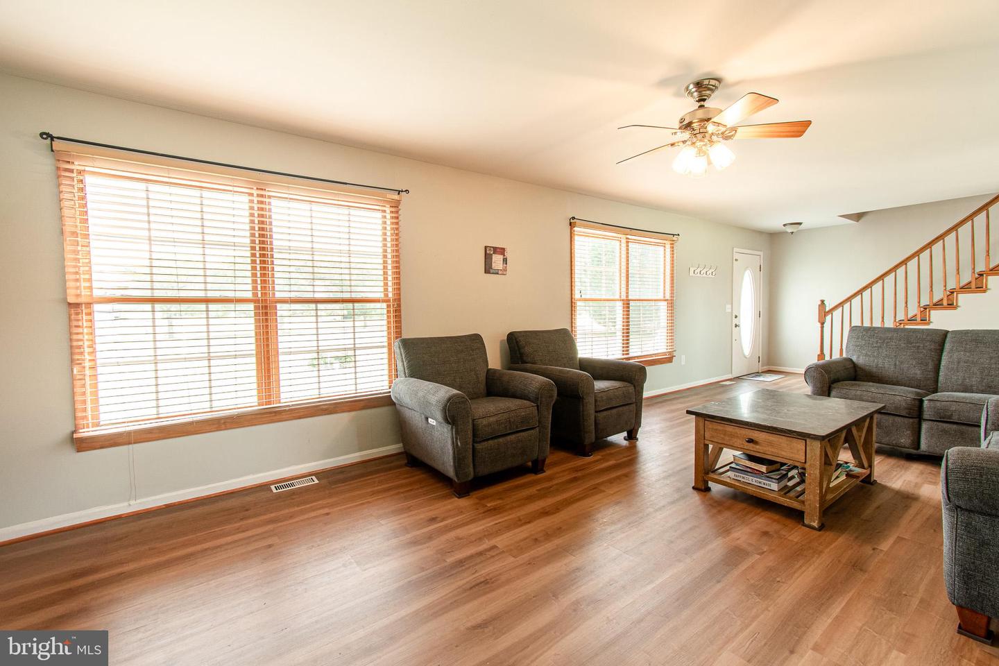 22408 Hog Creek Rd