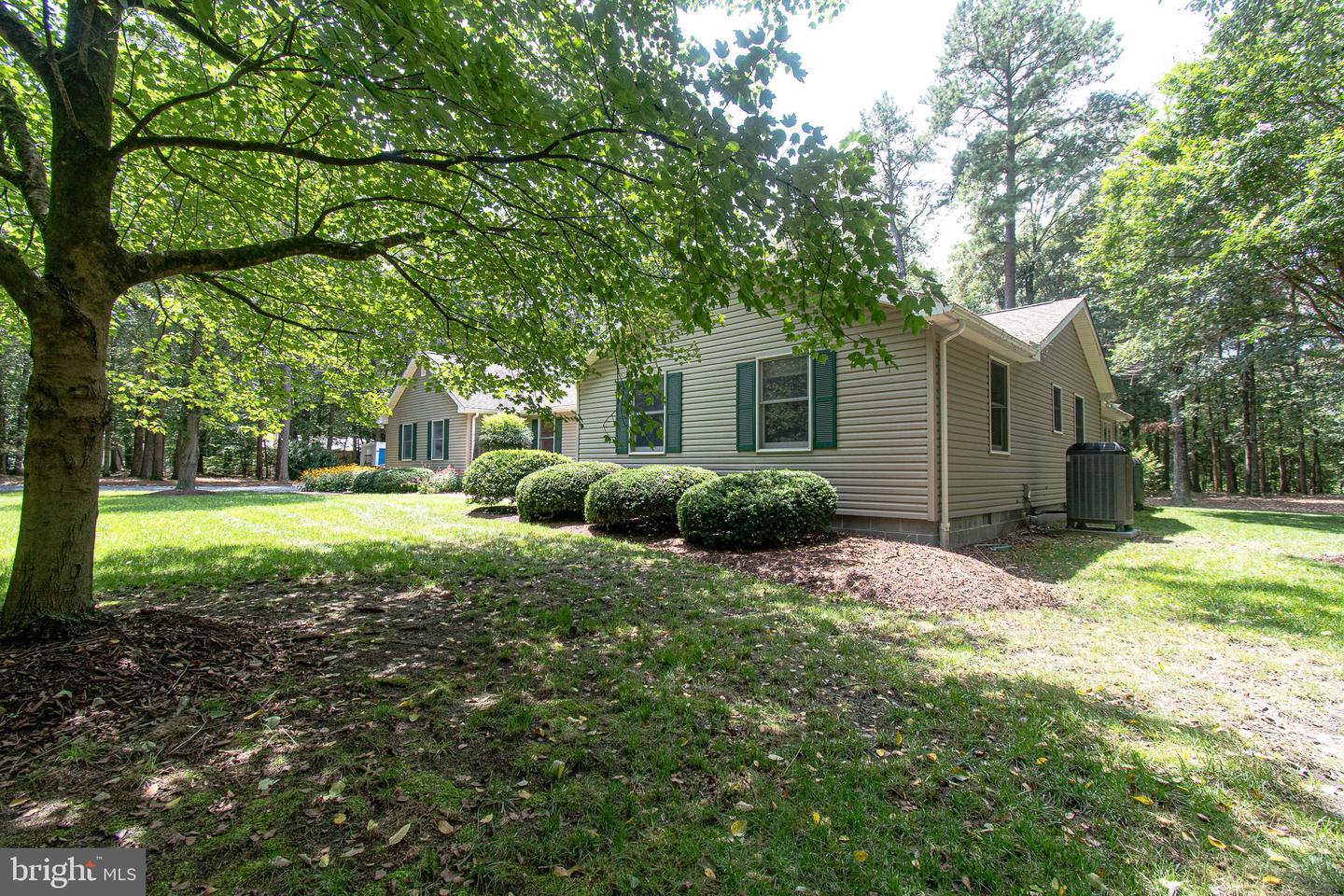 6074 Newton Rd