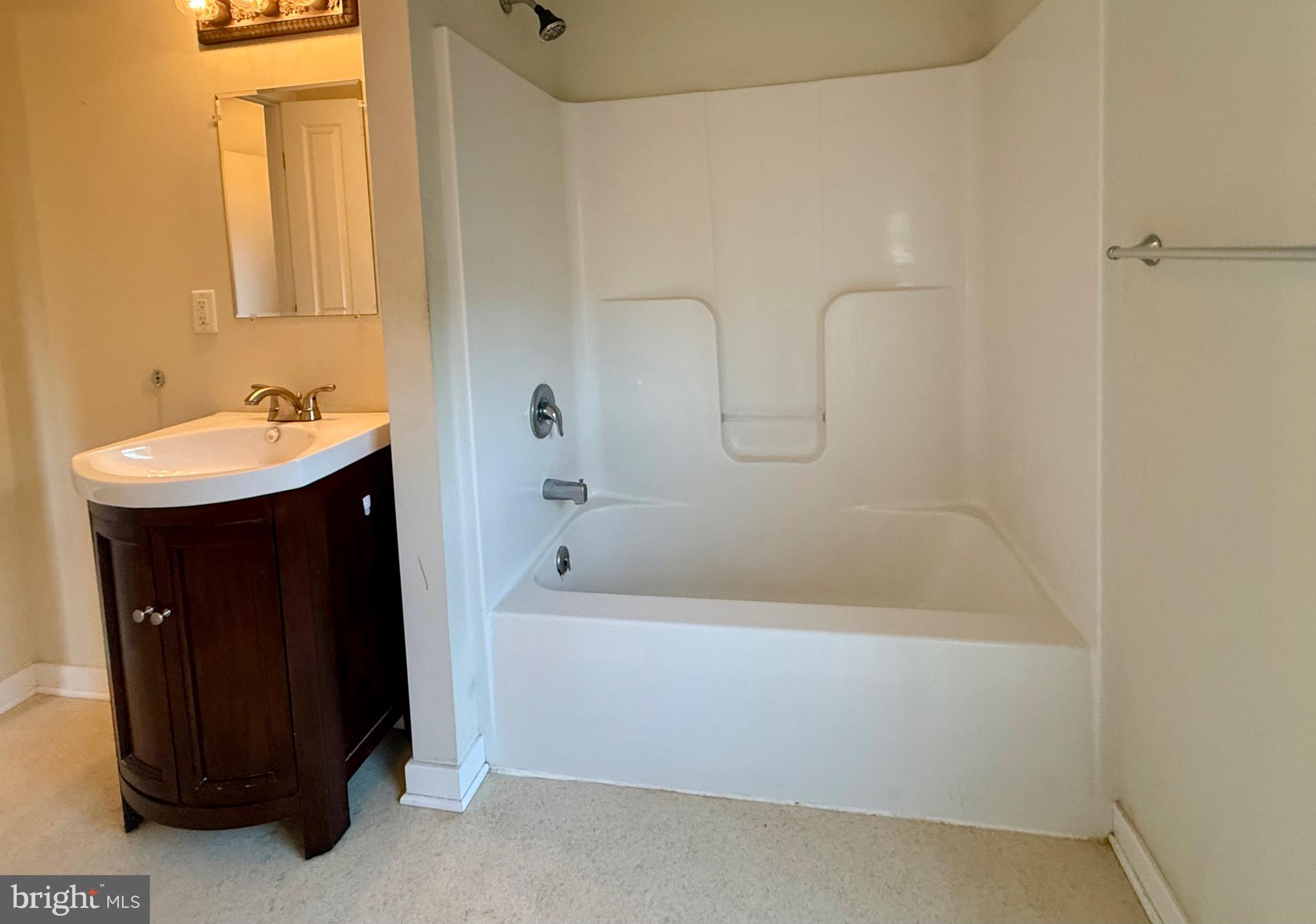 2697 Choptank Main St