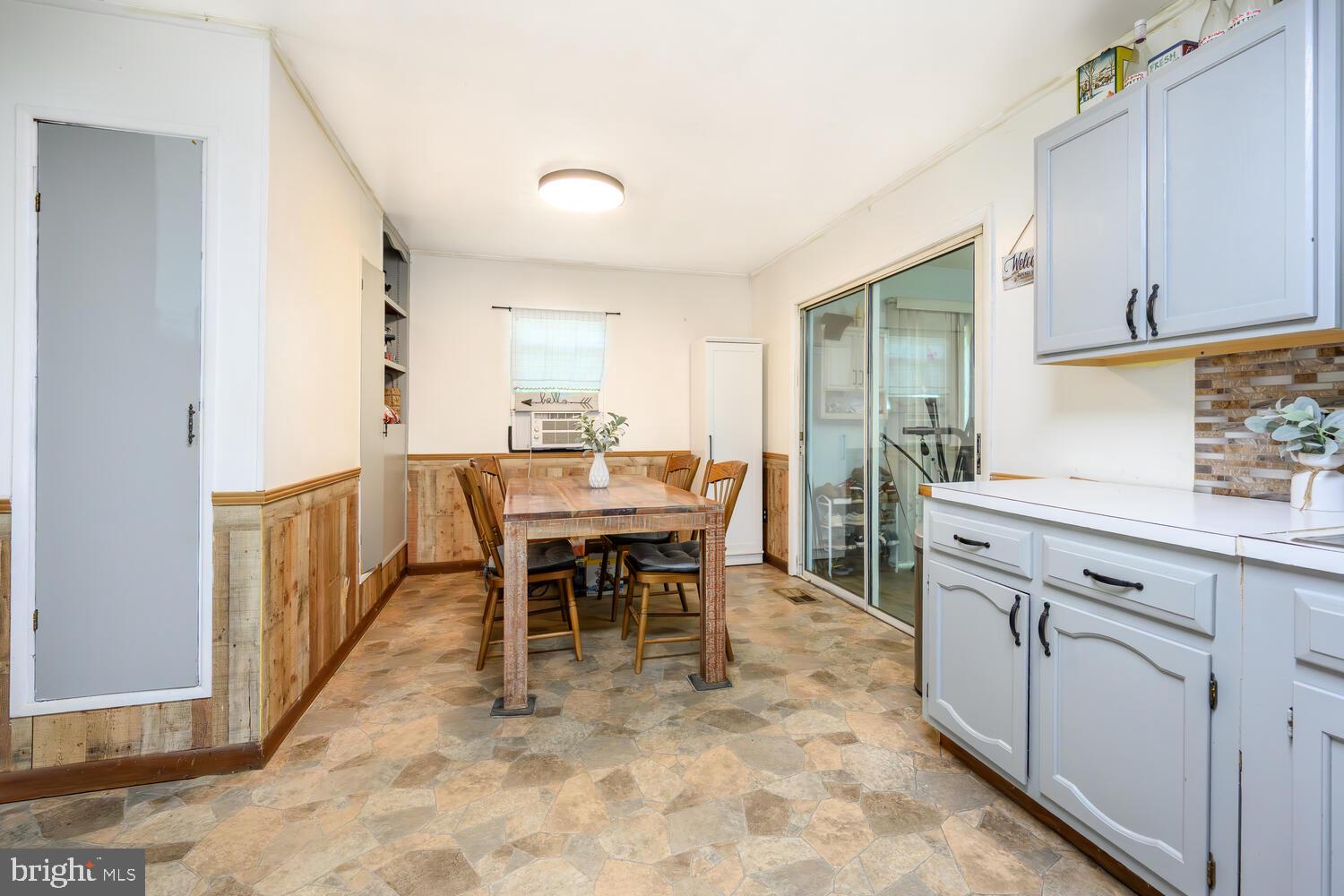 24316 Auction Rd