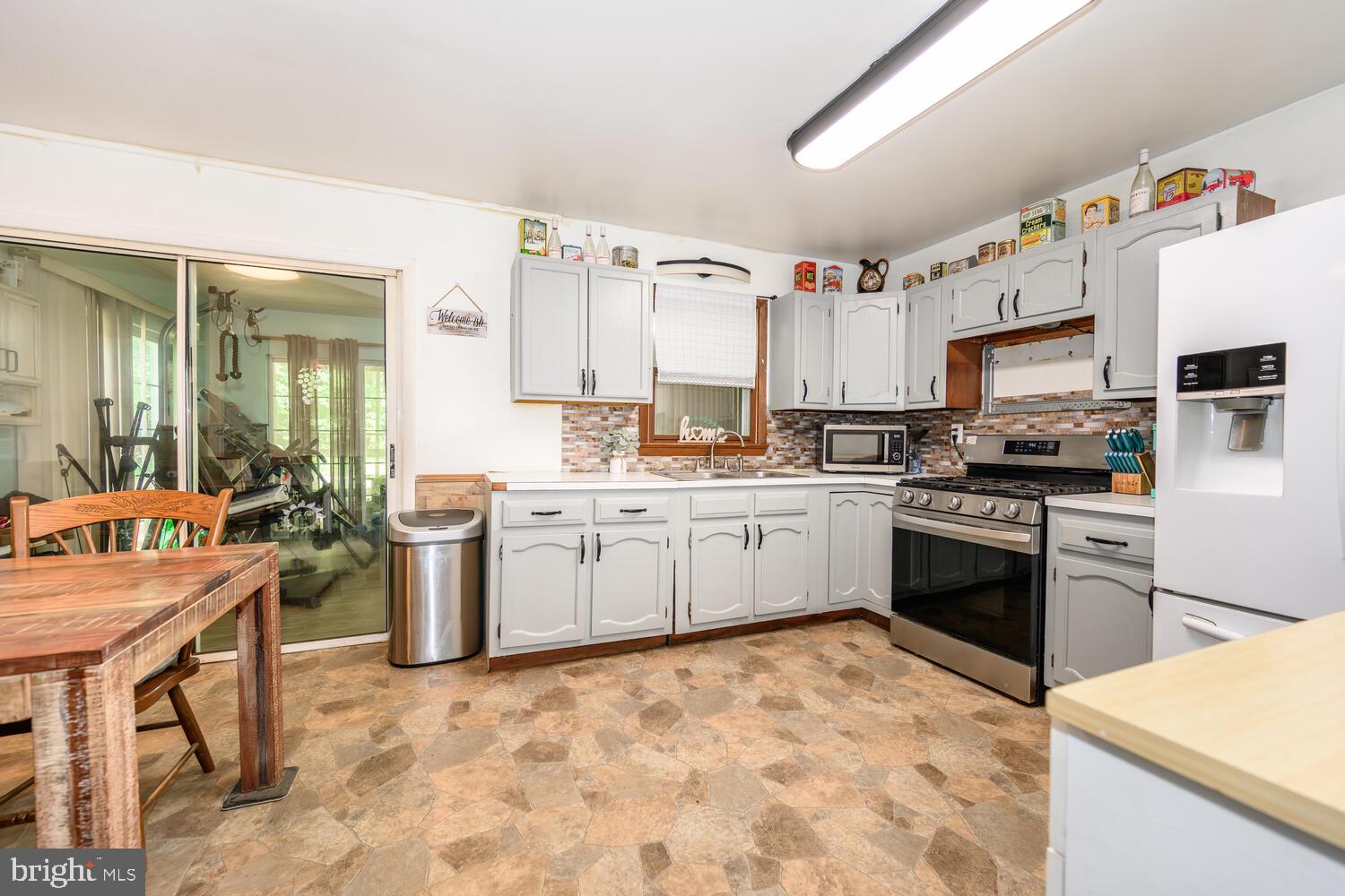 24316 Auction Rd