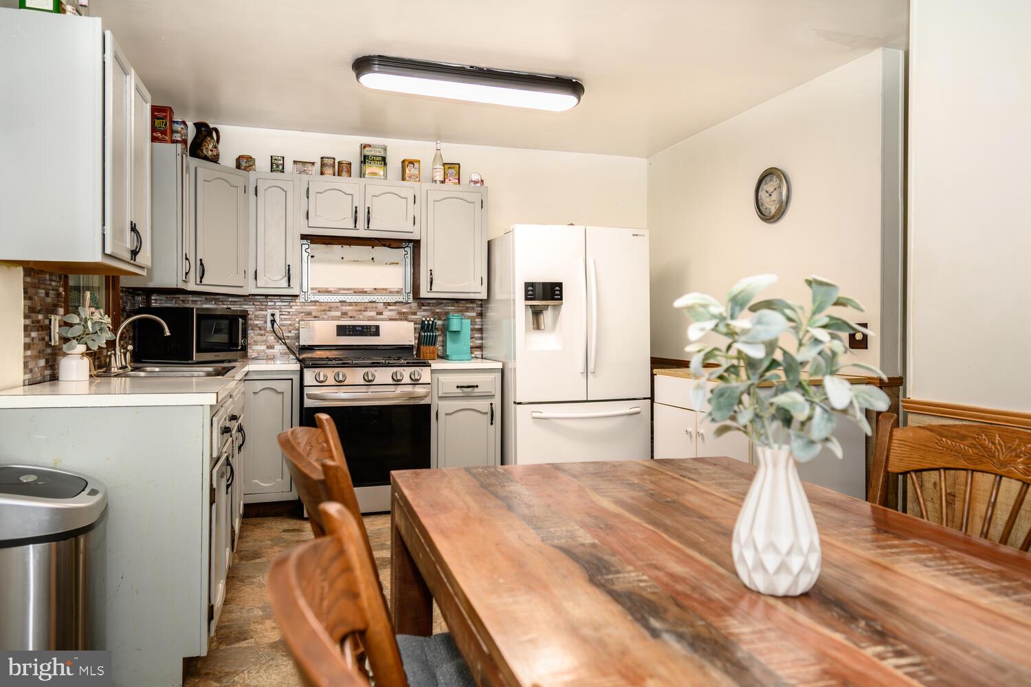 24316 Auction Rd