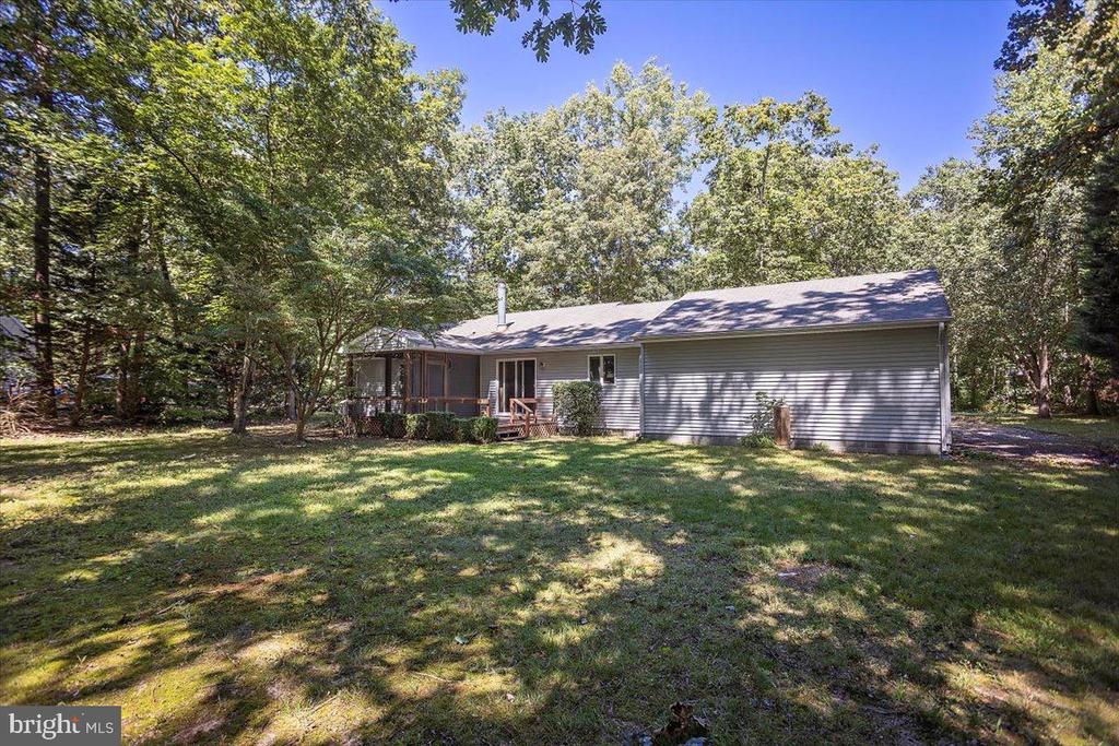 25291 Calvert Dr