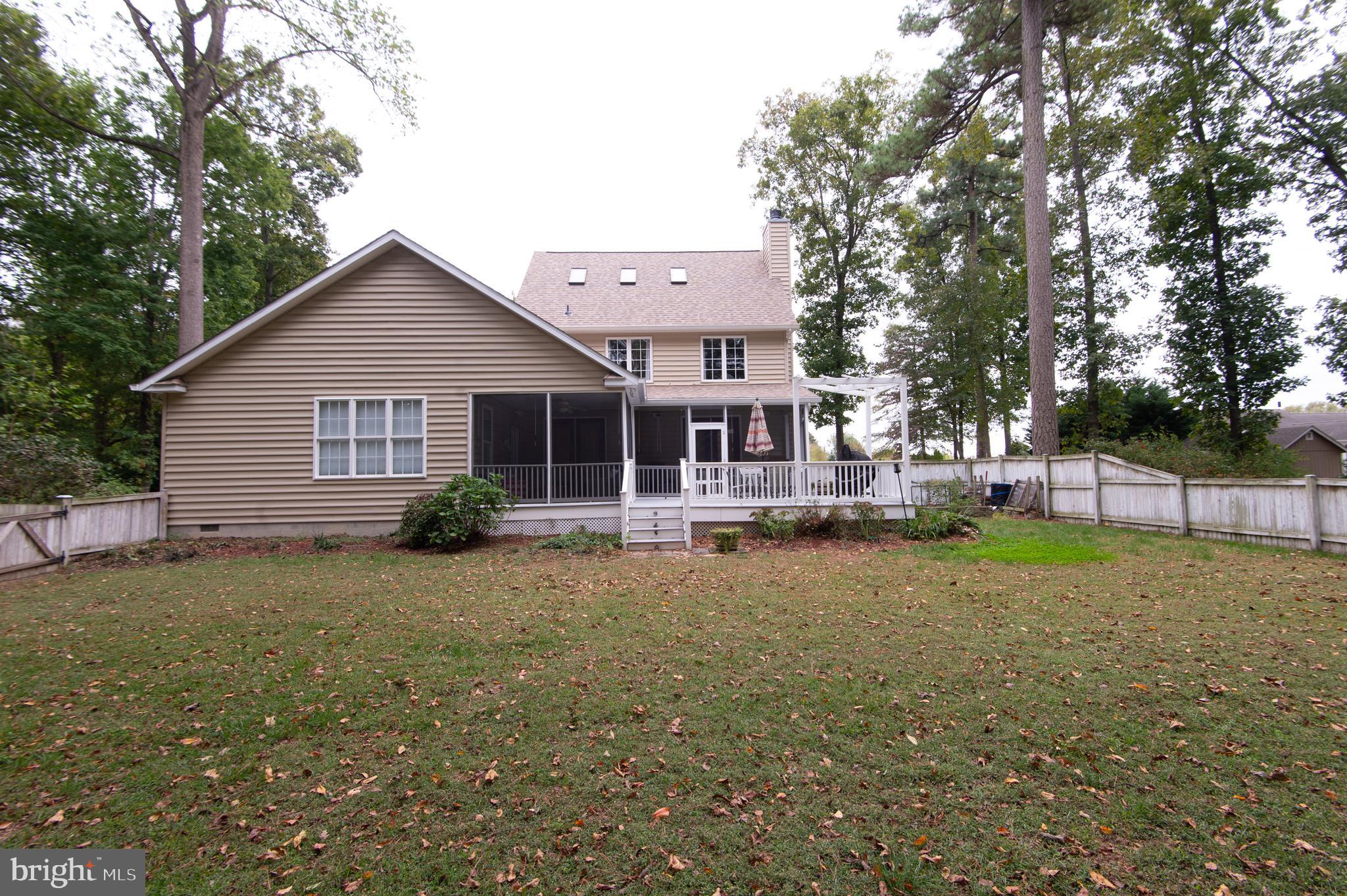 5585 HARMONY WOODS DRIVE