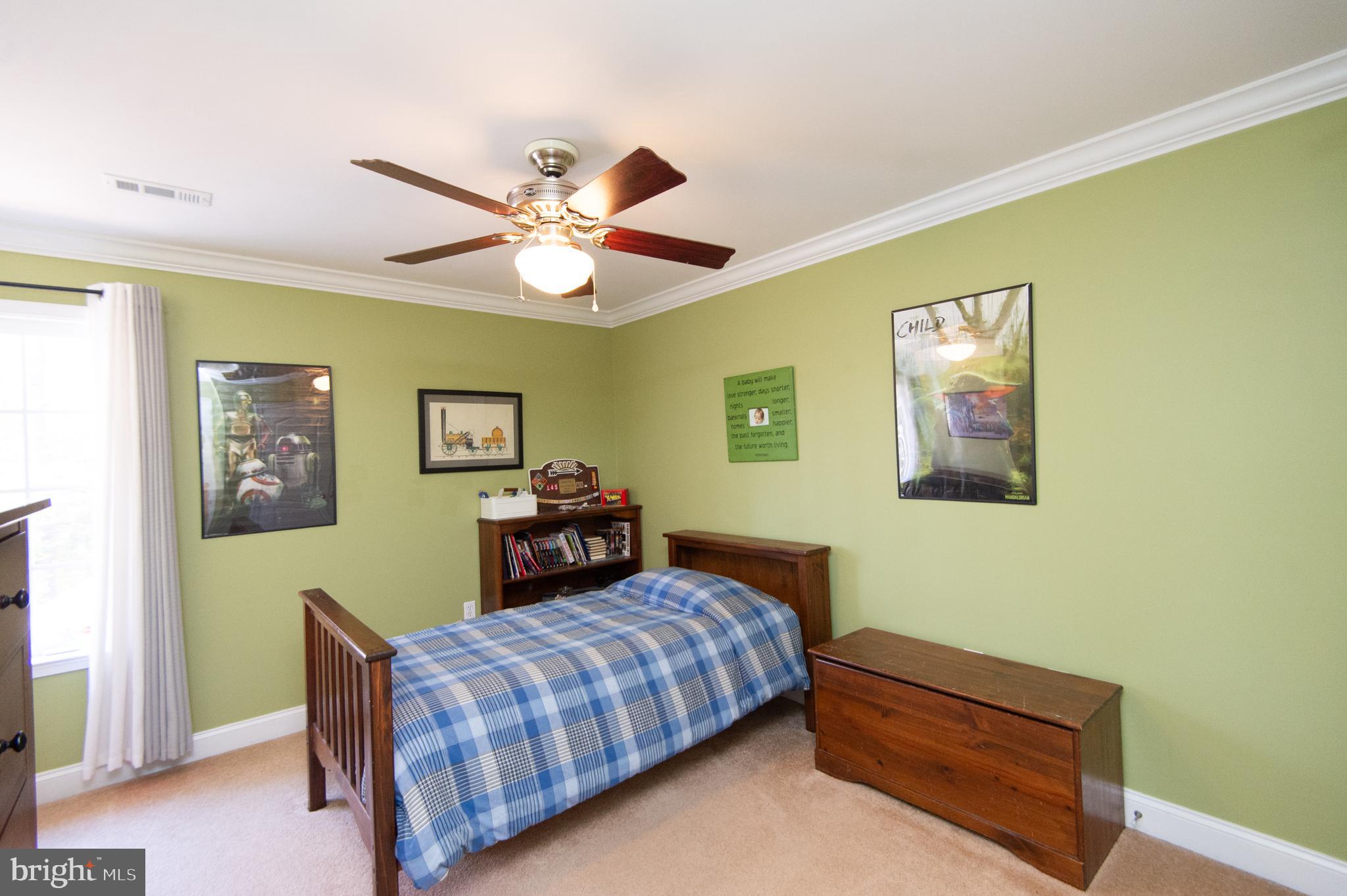 5585 HARMONY WOODS DRIVE