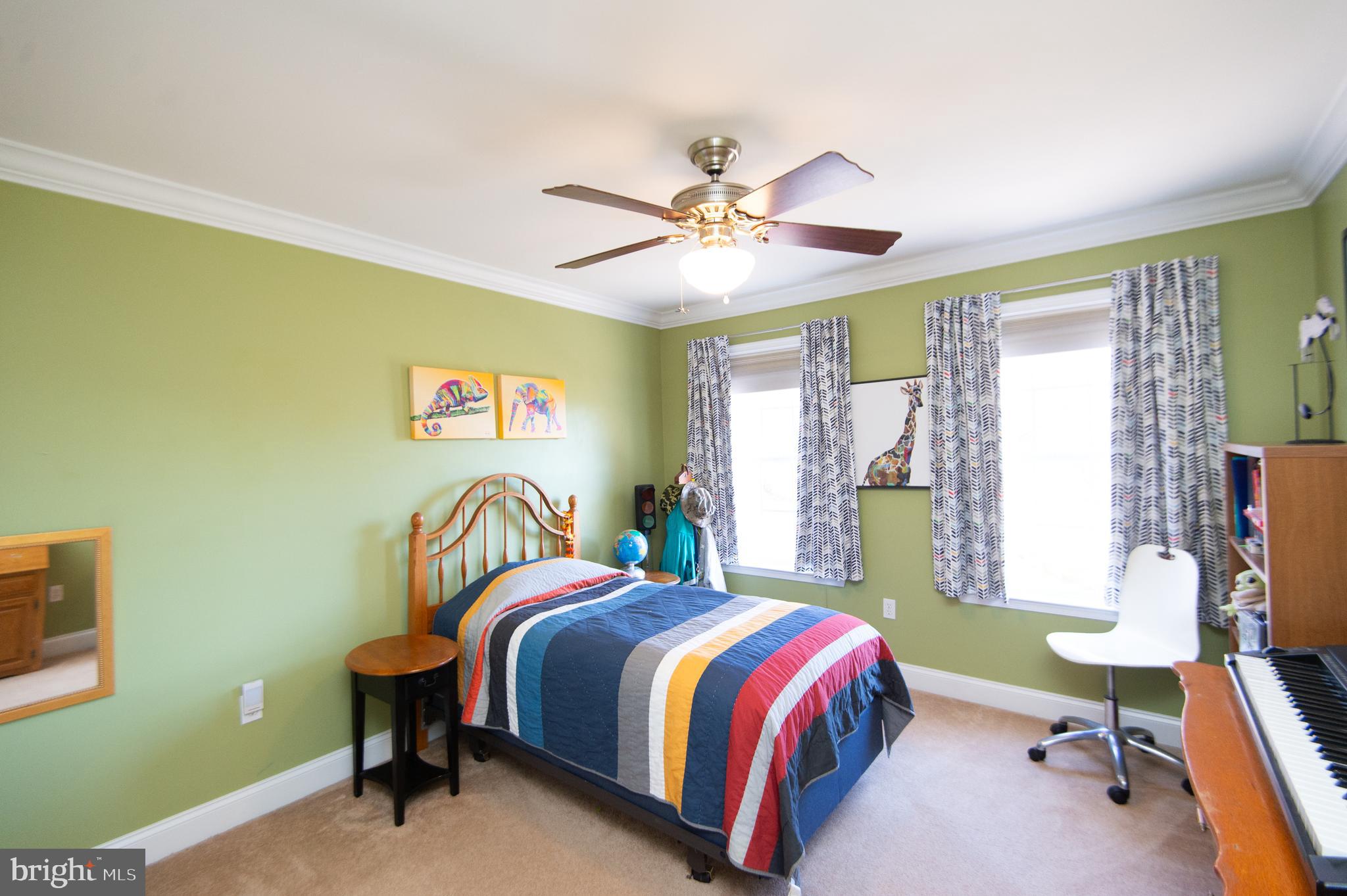 5585 HARMONY WOODS DRIVE