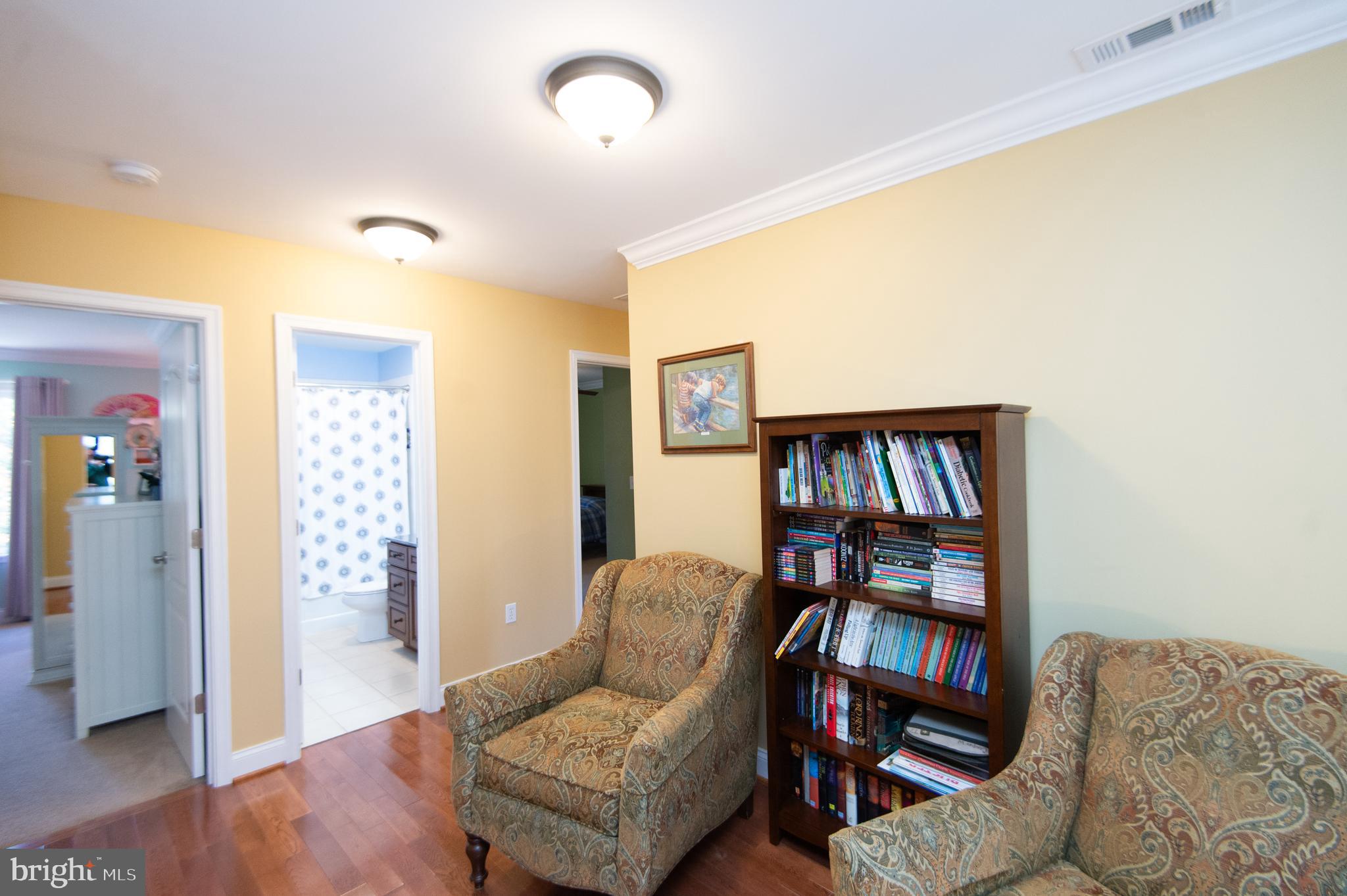 5585 HARMONY WOODS DRIVE