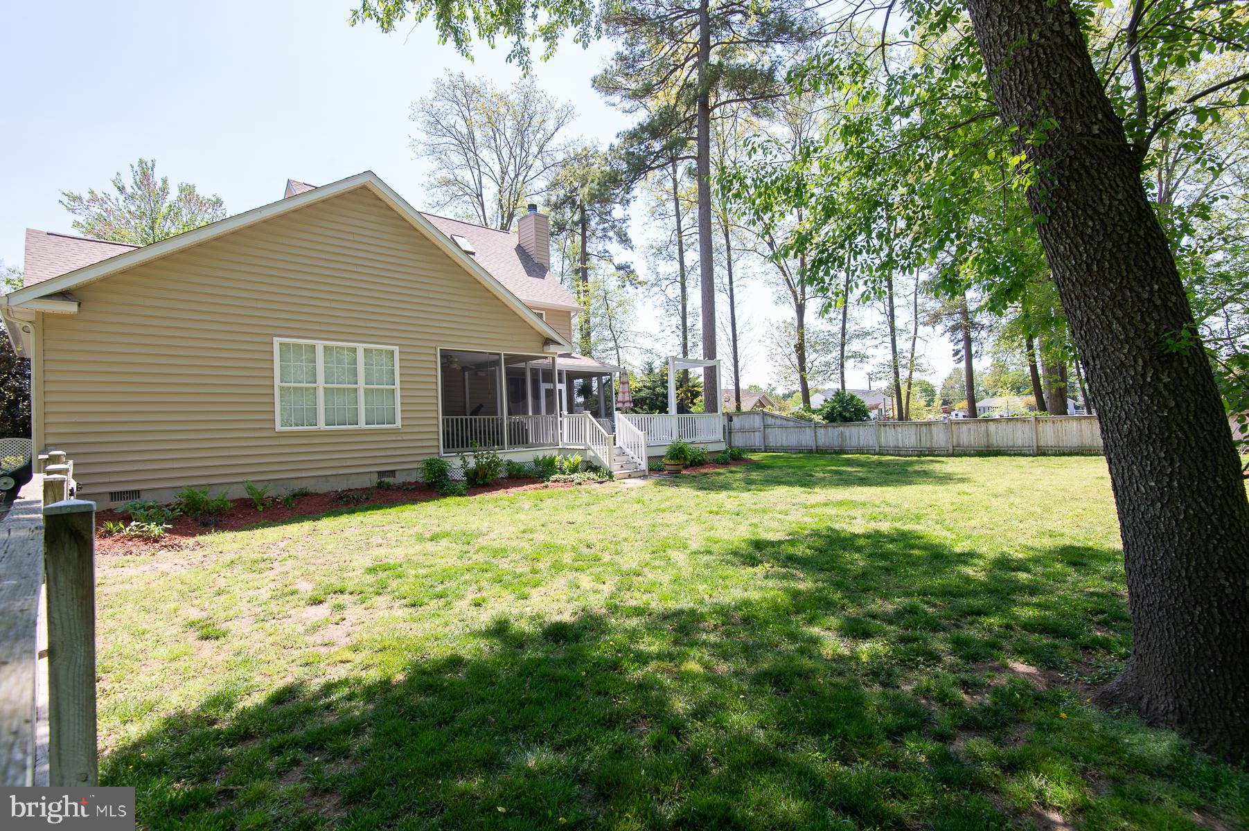 5585 HARMONY WOODS DRIVE