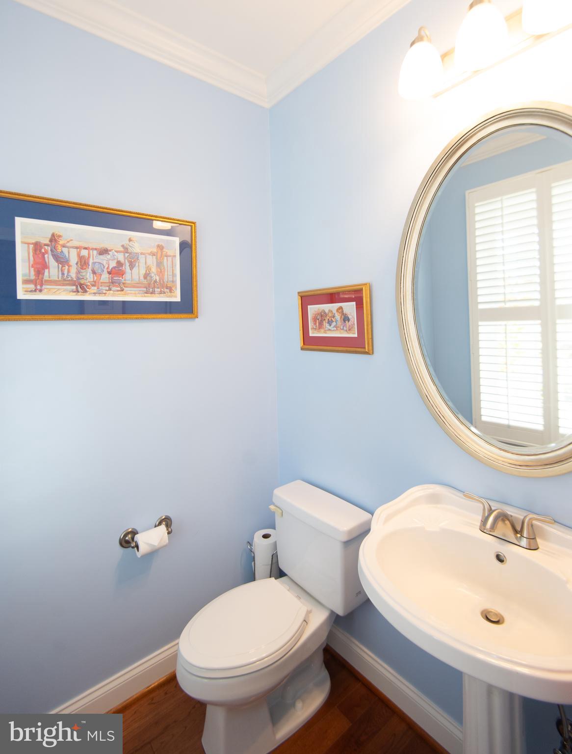 5585 HARMONY WOODS DRIVE