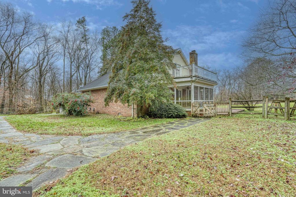 14957 CHERRY LANE