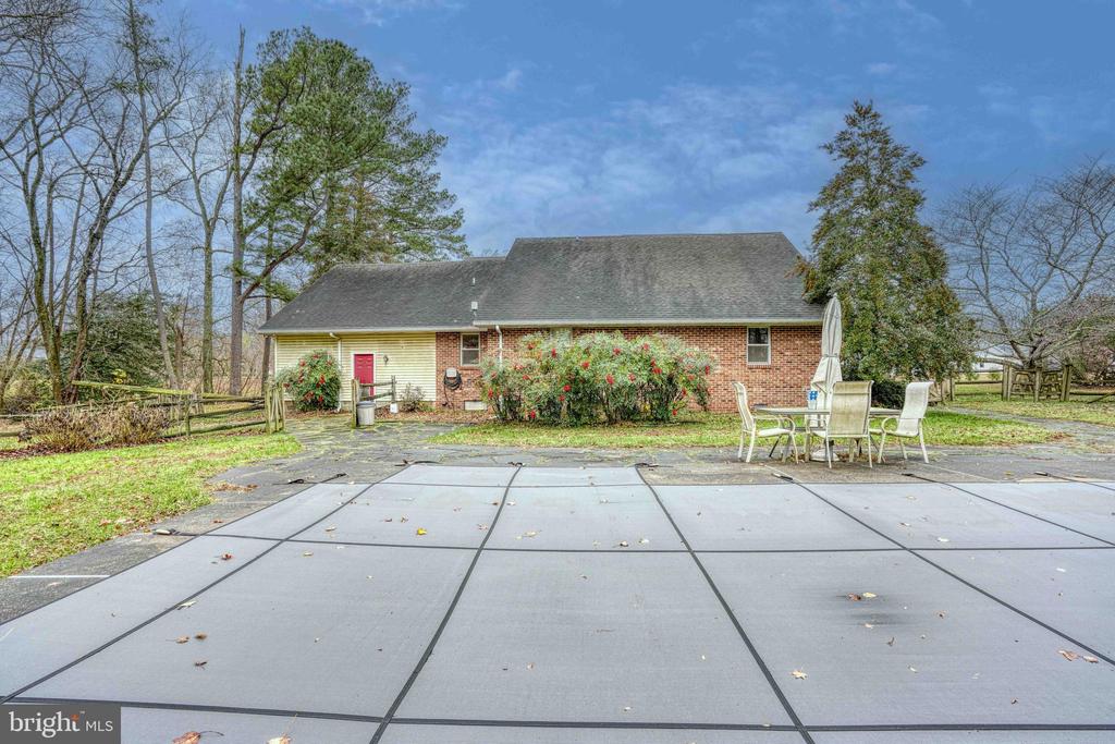 14957 CHERRY LANE