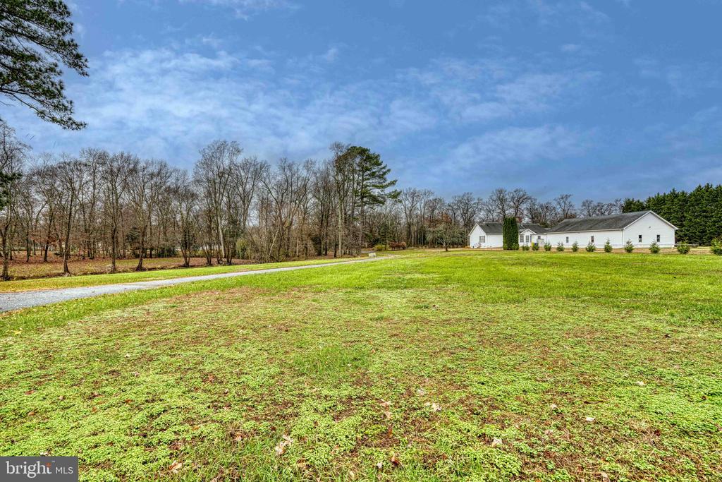 14957 CHERRY LANE