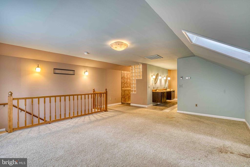 14957 CHERRY LANE