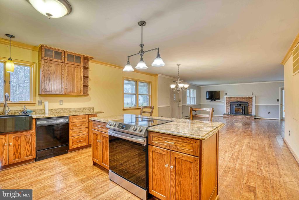 14957 CHERRY LANE