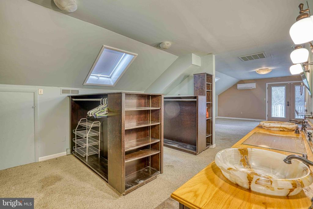 14957 CHERRY LANE