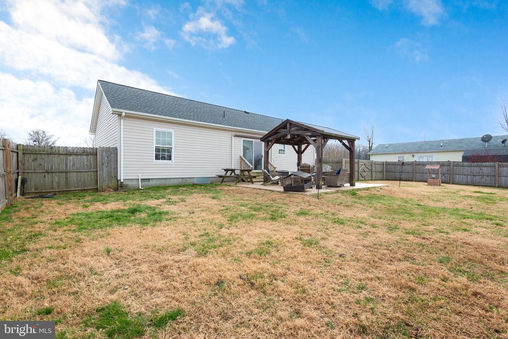 1 OAKVIEW COURT