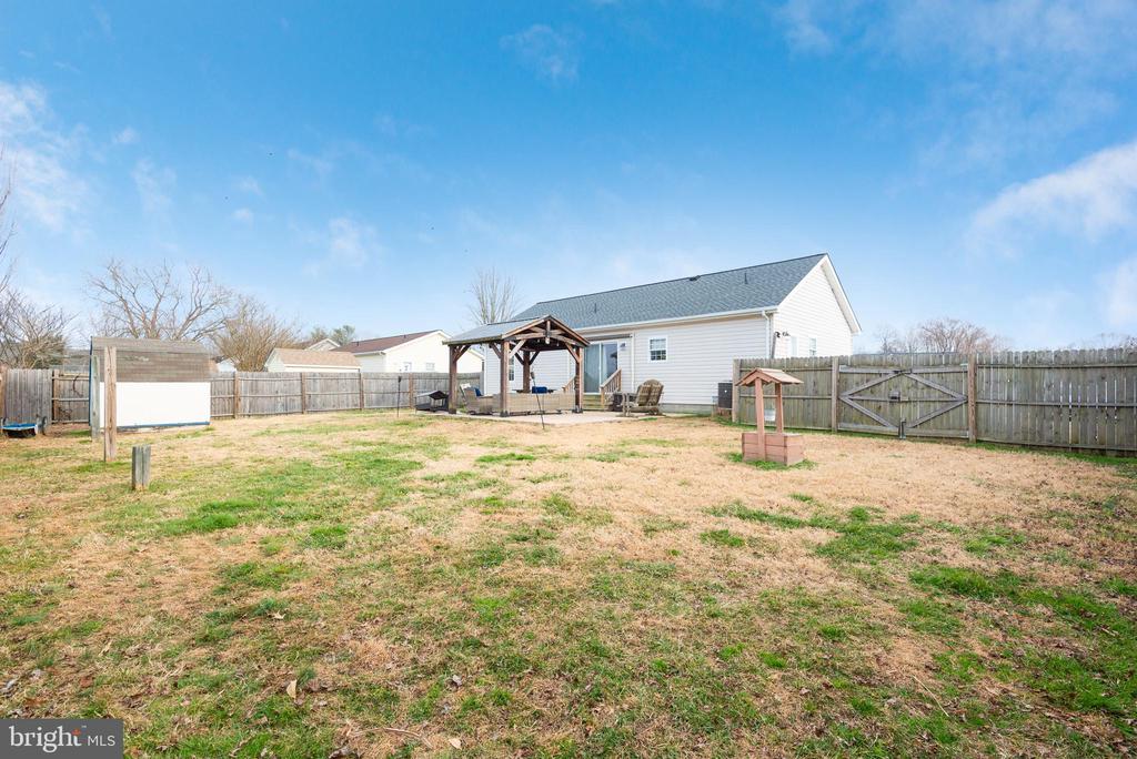 1 OAKVIEW COURT