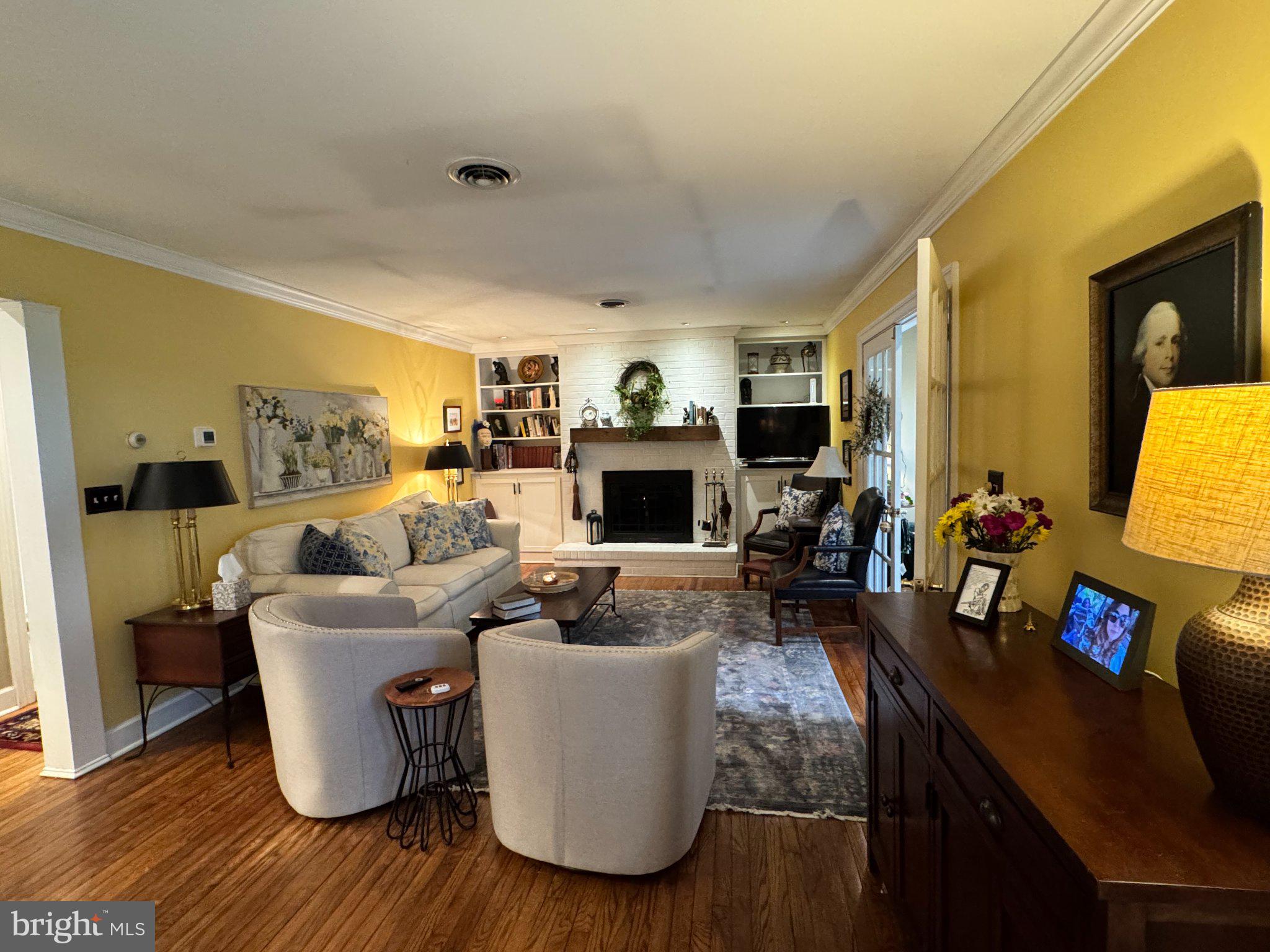 24899 WOODS DRIVE