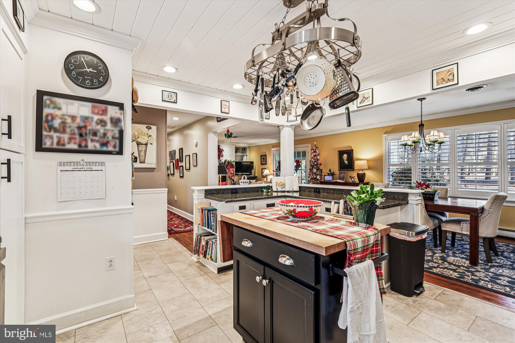 24899 WOODS DRIVE