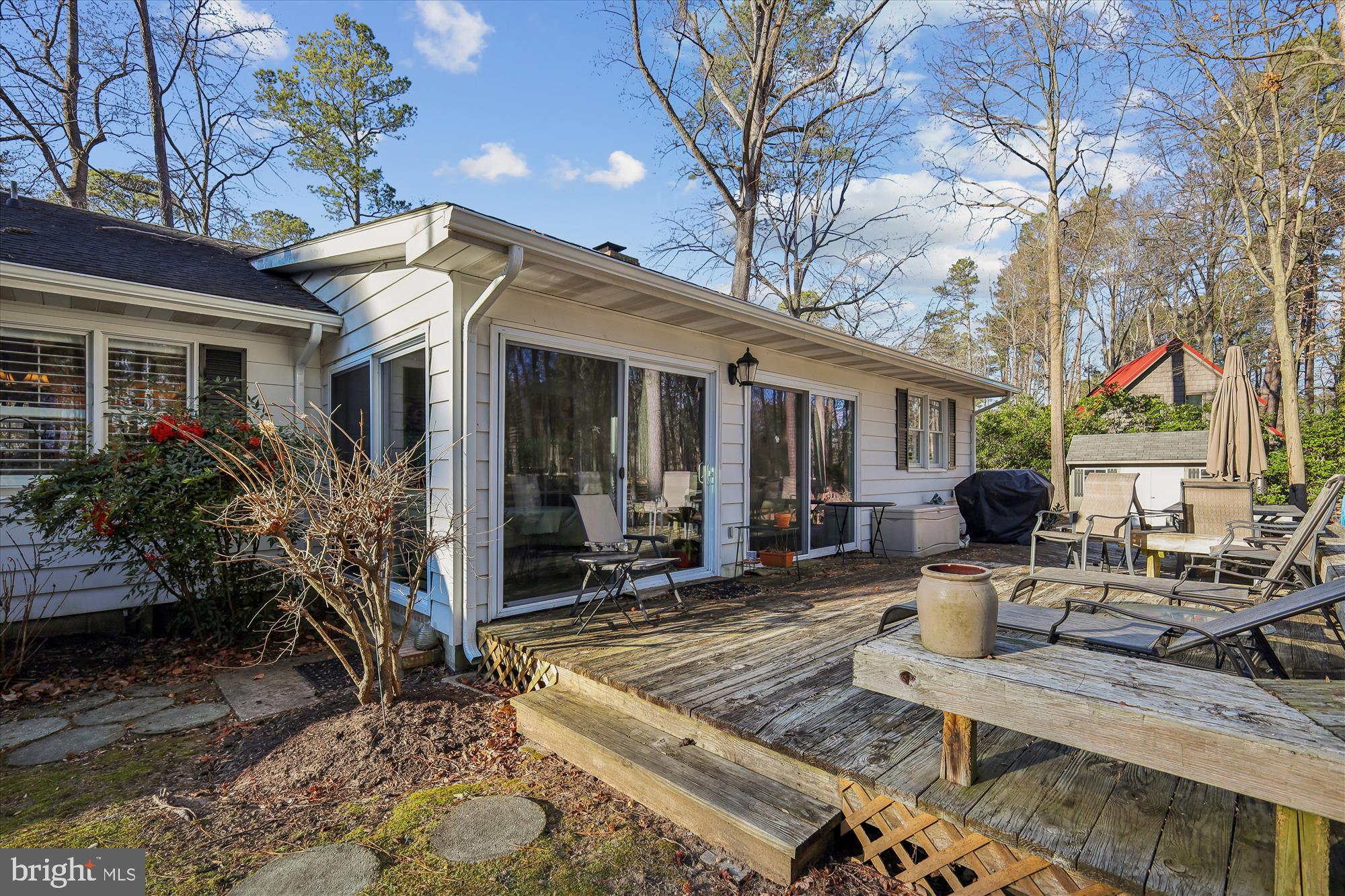 24899 WOODS DRIVE