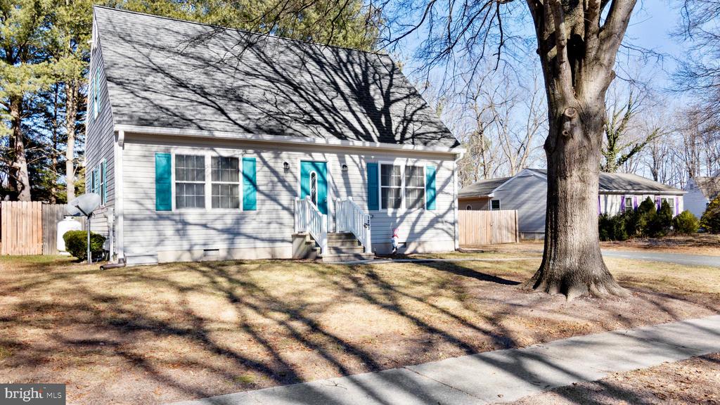 1203 TUCKAHOE COURT