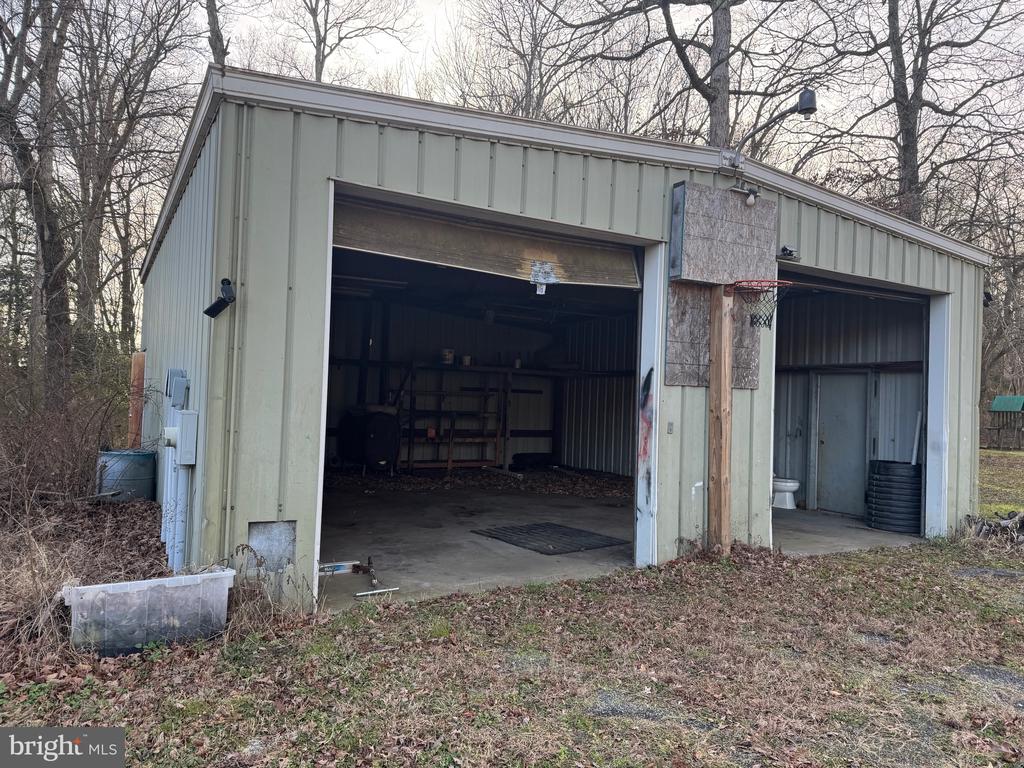 11289 GREGG ROAD