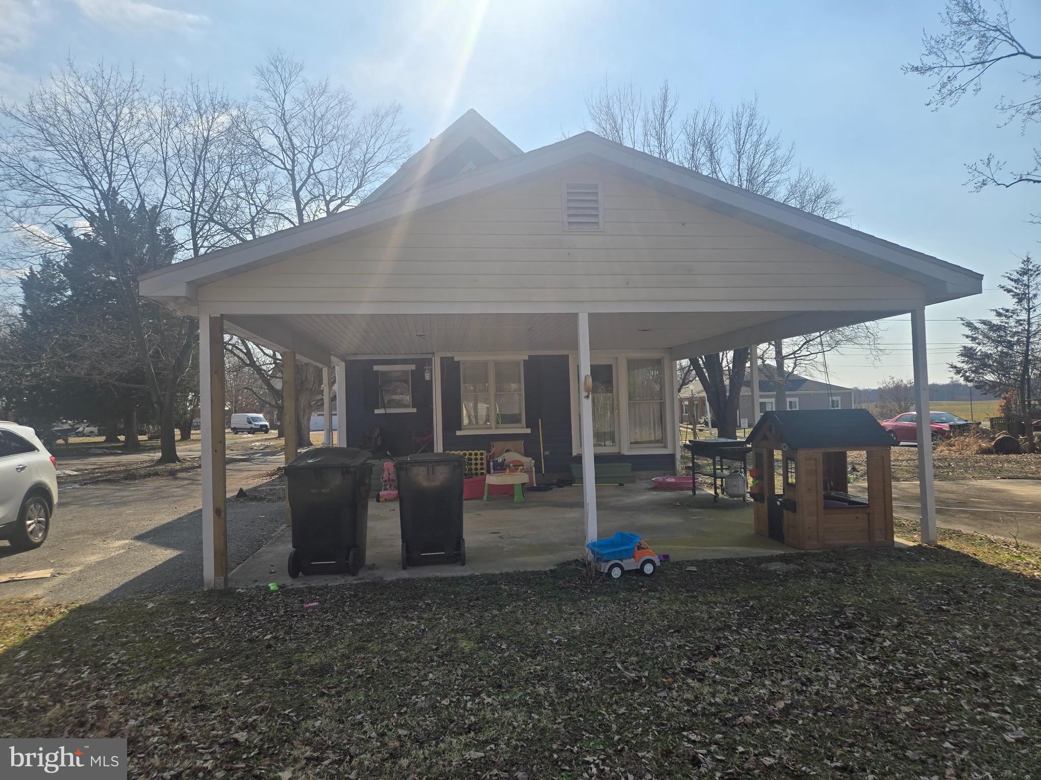 204 MAPLE AVENUE