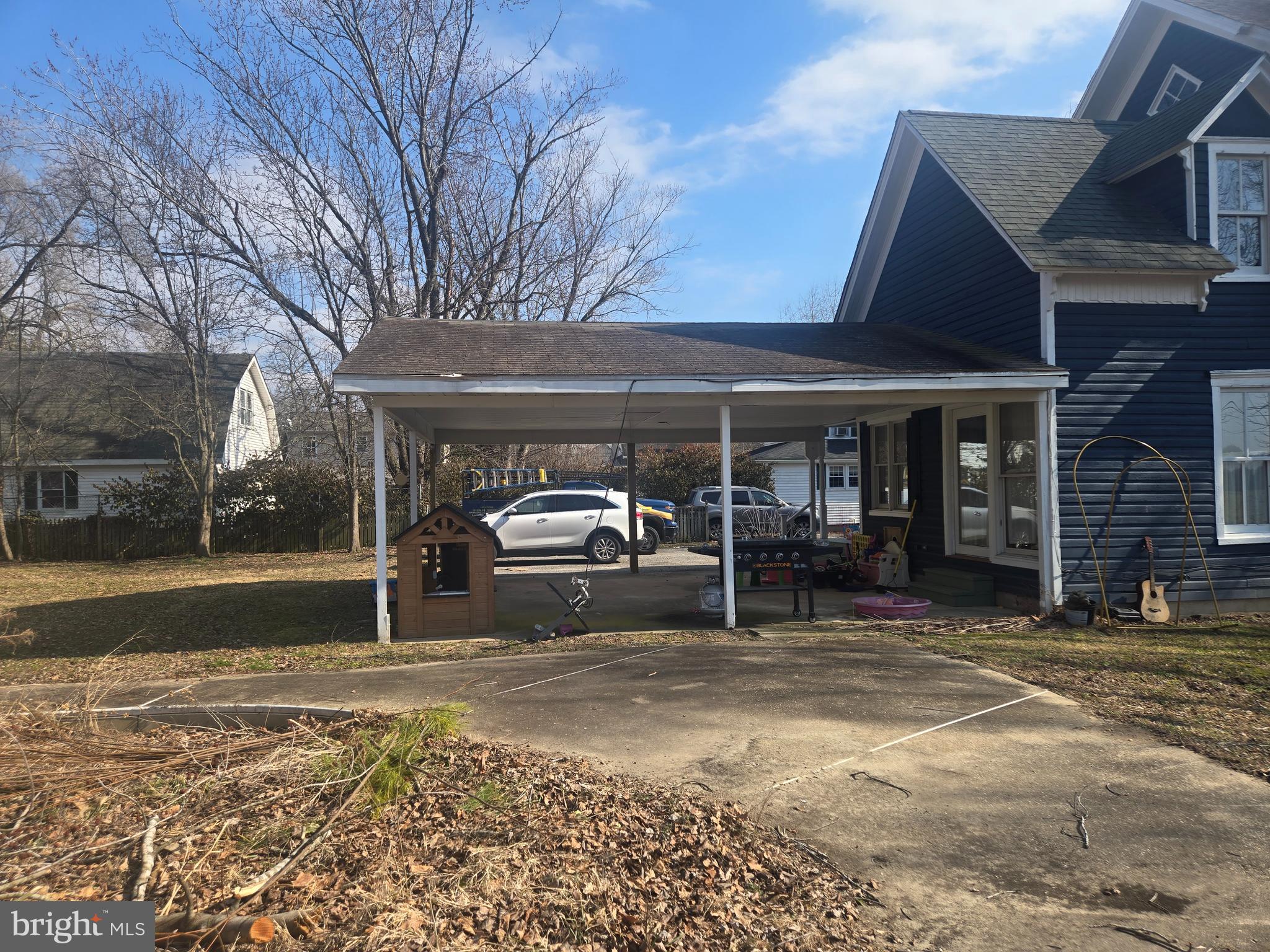 204 MAPLE AVENUE