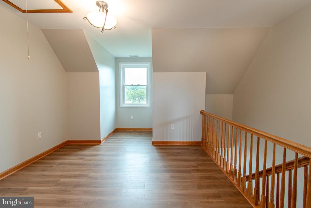 22408 HOG CREEK ROAD