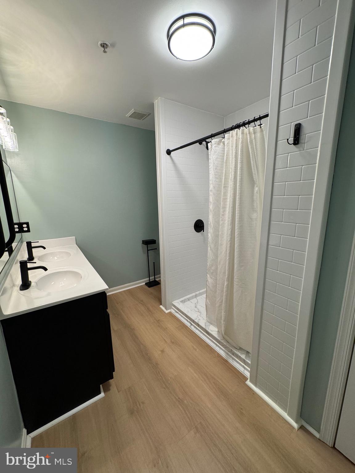 1402 BLUE HERON DRIVE