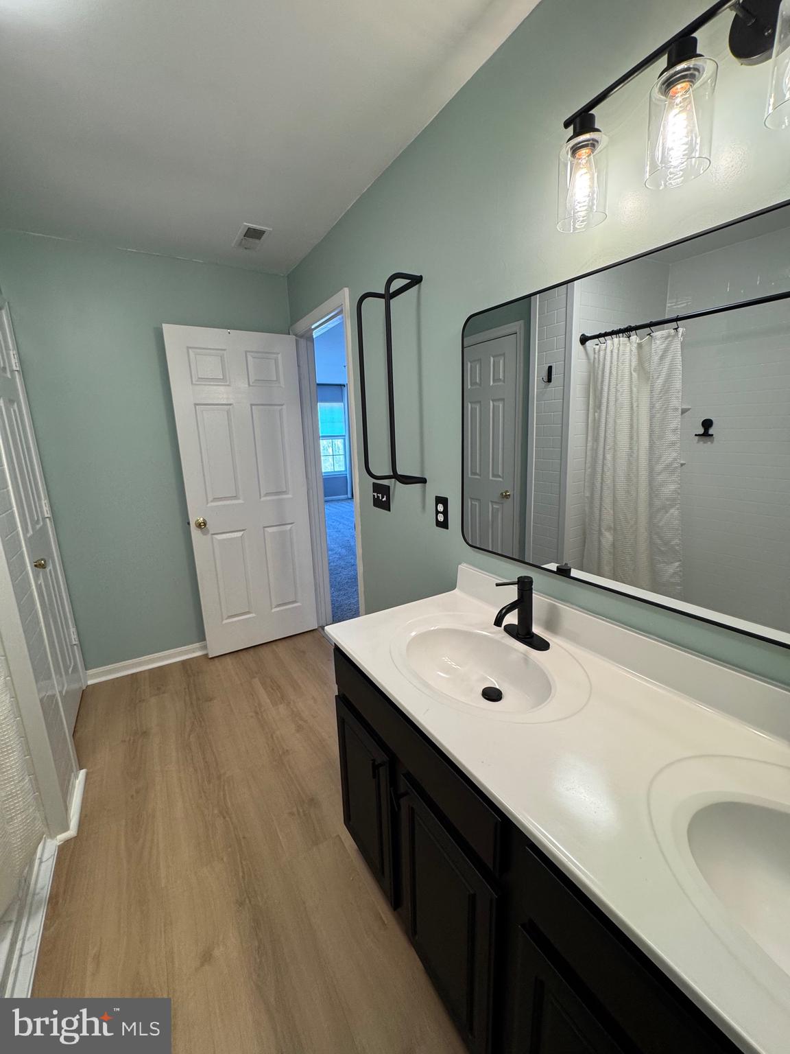 1402 BLUE HERON DRIVE