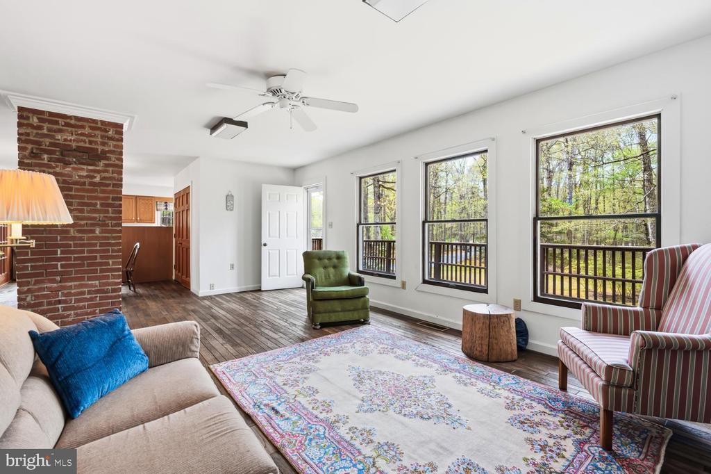 322 DEEP SHORE ROAD