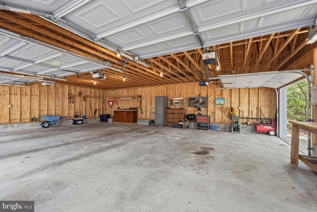 322 DEEP SHORE ROAD