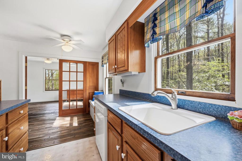 322 DEEP SHORE ROAD