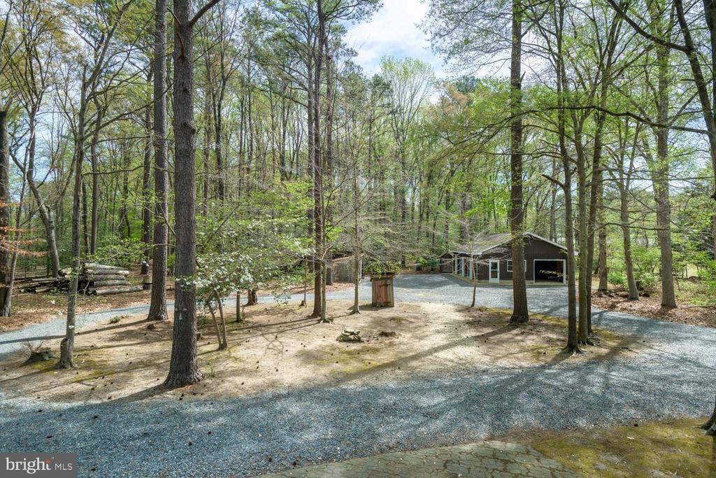 322 DEEP SHORE ROAD