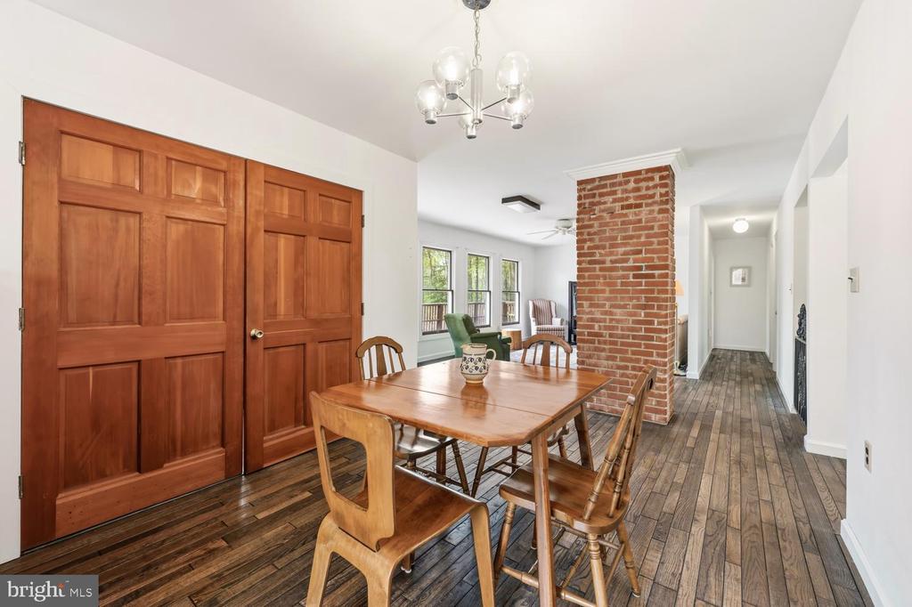 322 DEEP SHORE ROAD