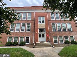 107 N SCHOOL STREET 3B