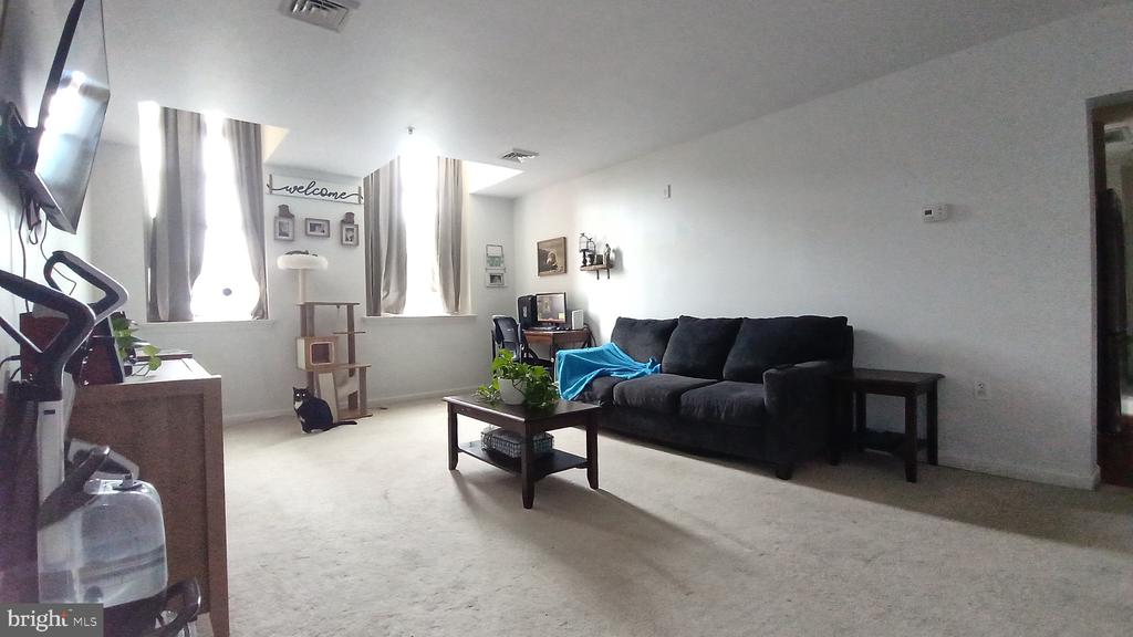 107 N SCHOOL STREET 3B