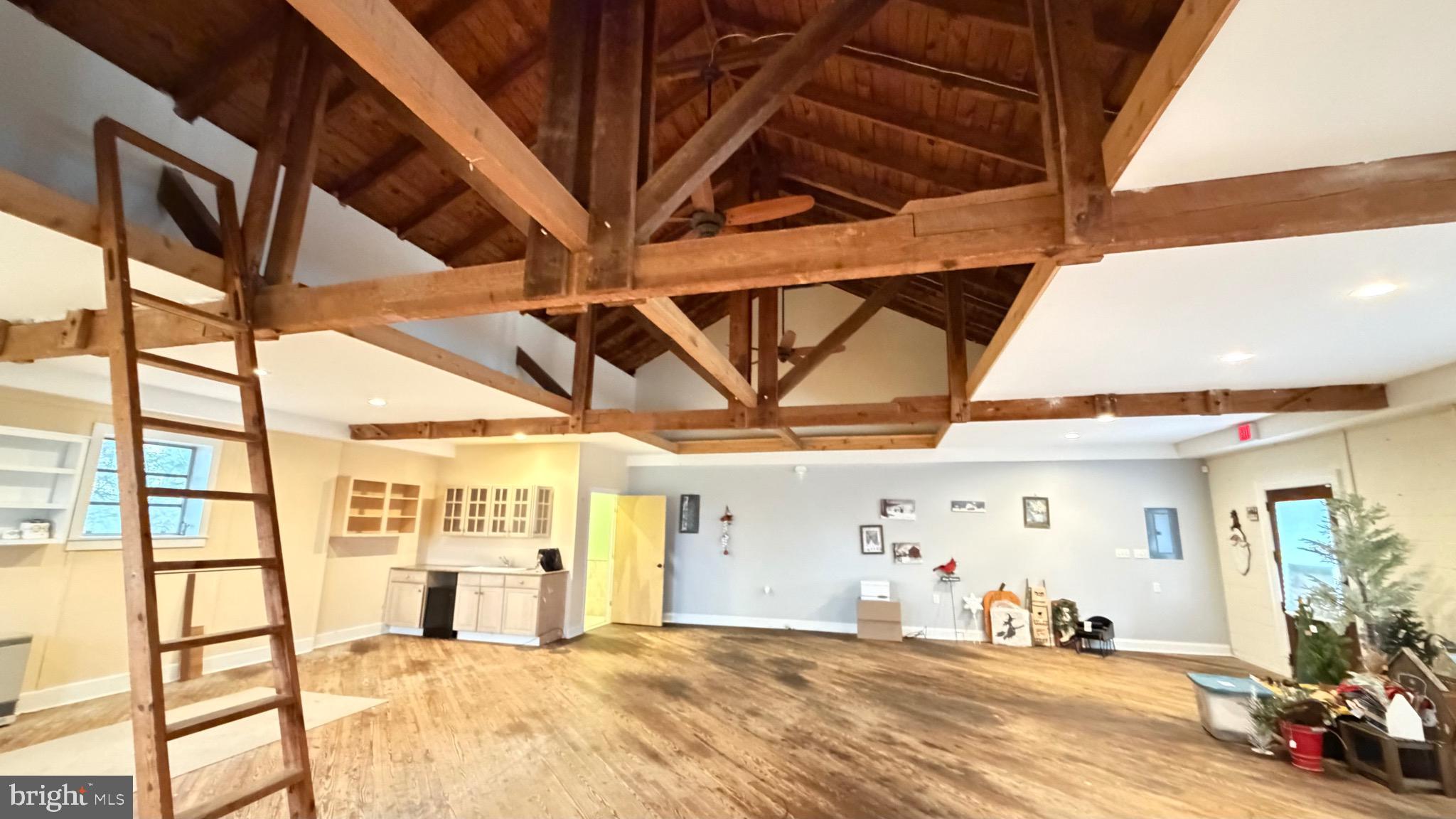 136 LEDNUM AVENUE SUITE 3