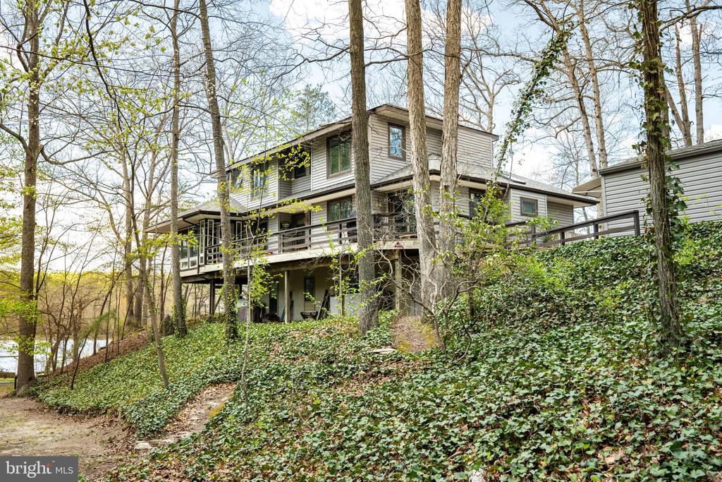 25305 SANDY POINT ROAD