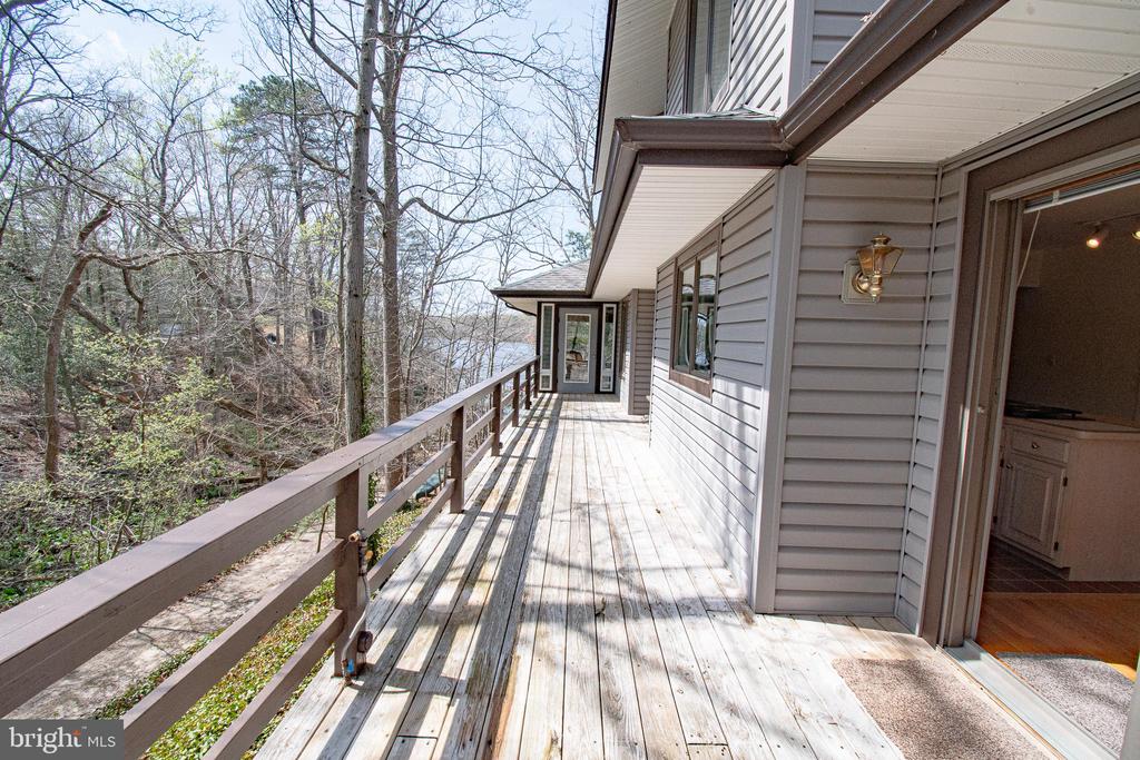 25305 SANDY POINT ROAD