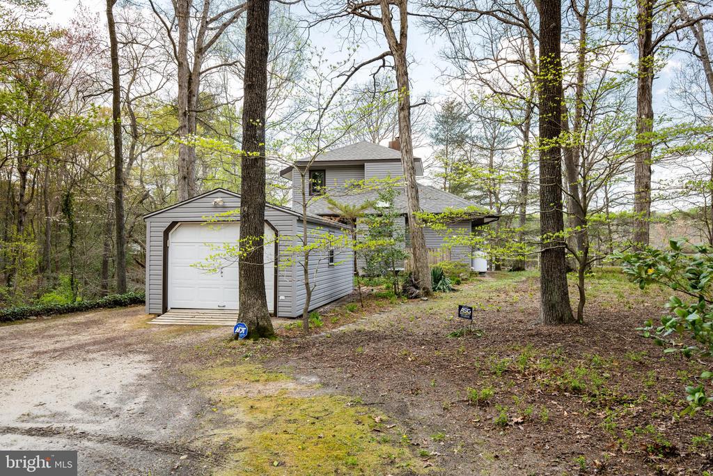 25305 SANDY POINT ROAD