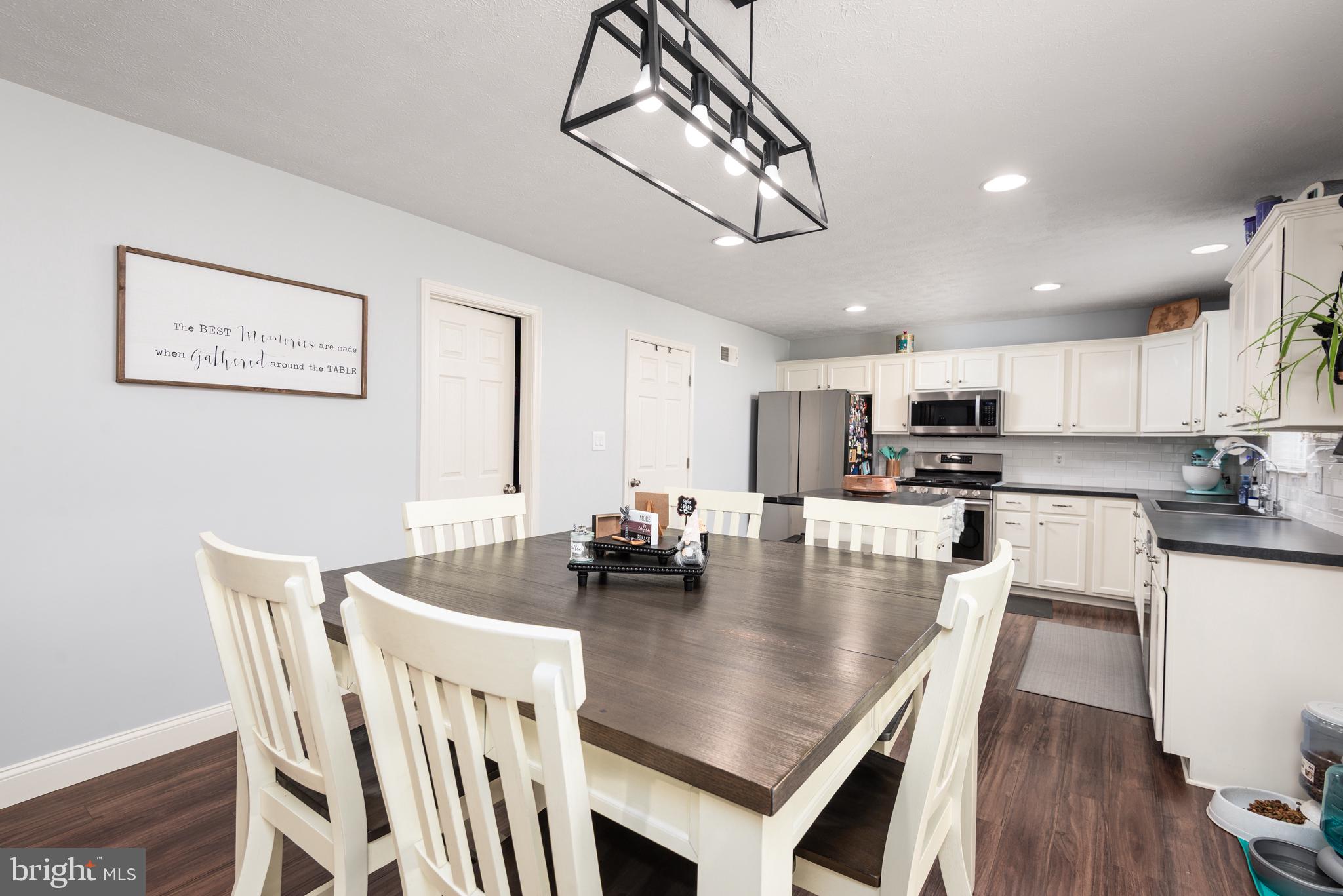 1709 CATTAIL COMMONS WAY