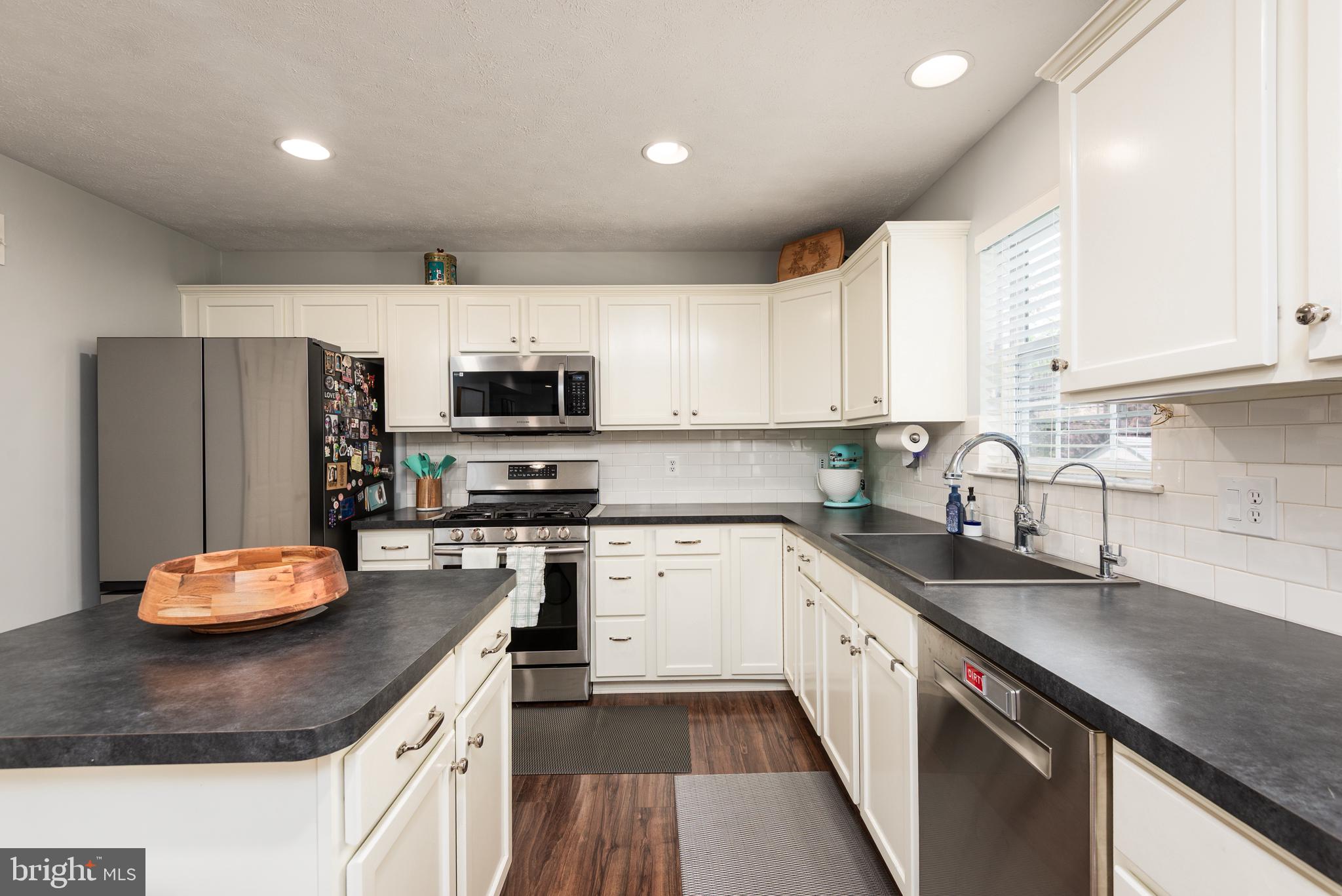 1709 CATTAIL COMMONS WAY