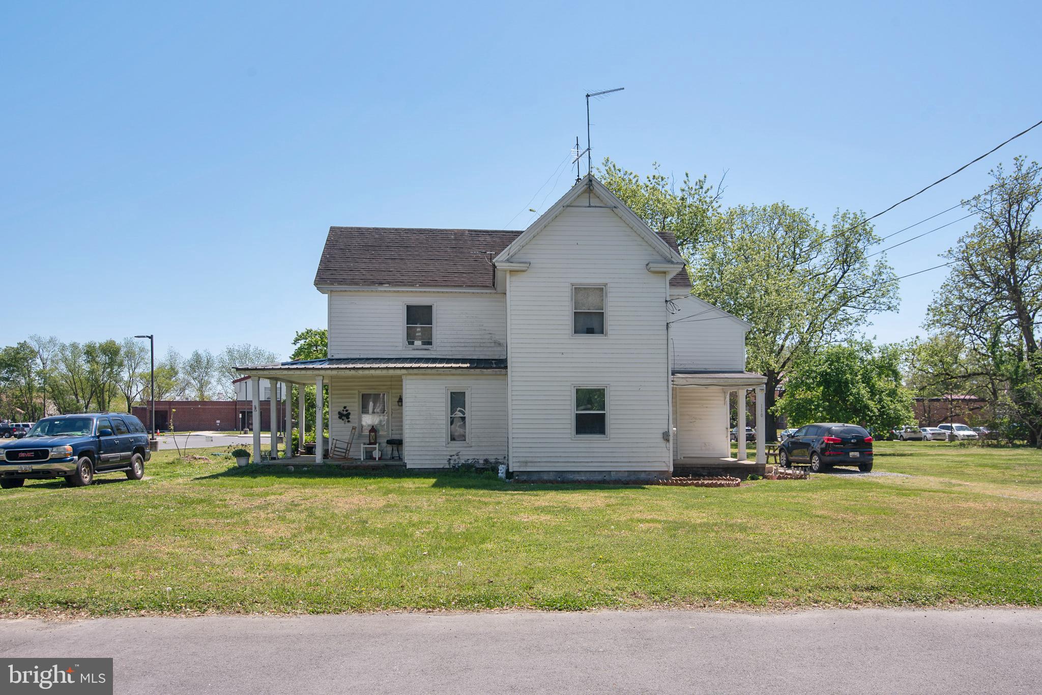 112 NOBLE AVENUE