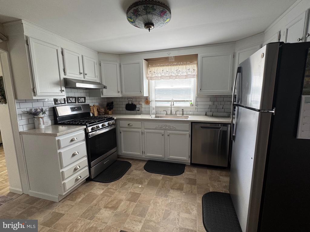 6101 BETHLEHEM ROAD