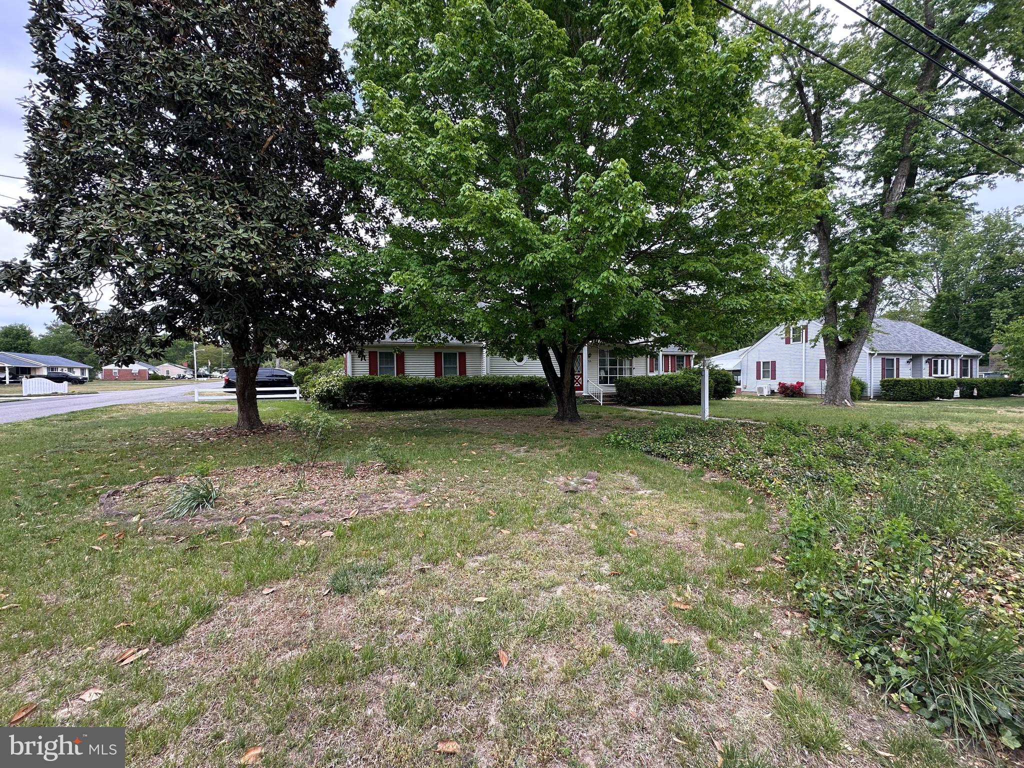 705 S 2ND STREET