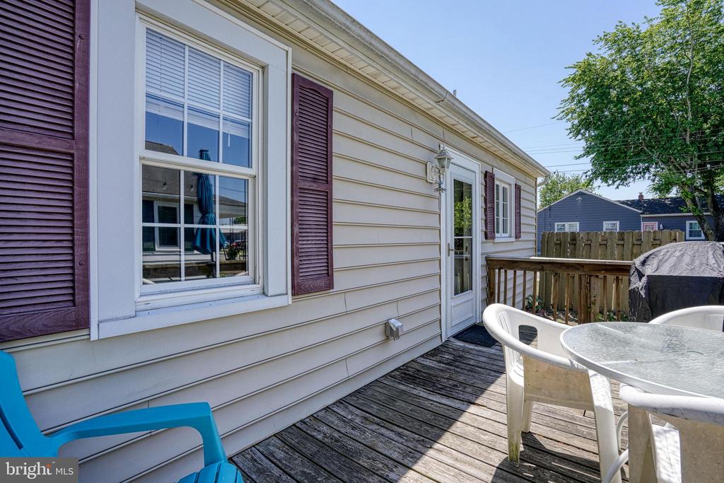 302 VERNON AVENUE